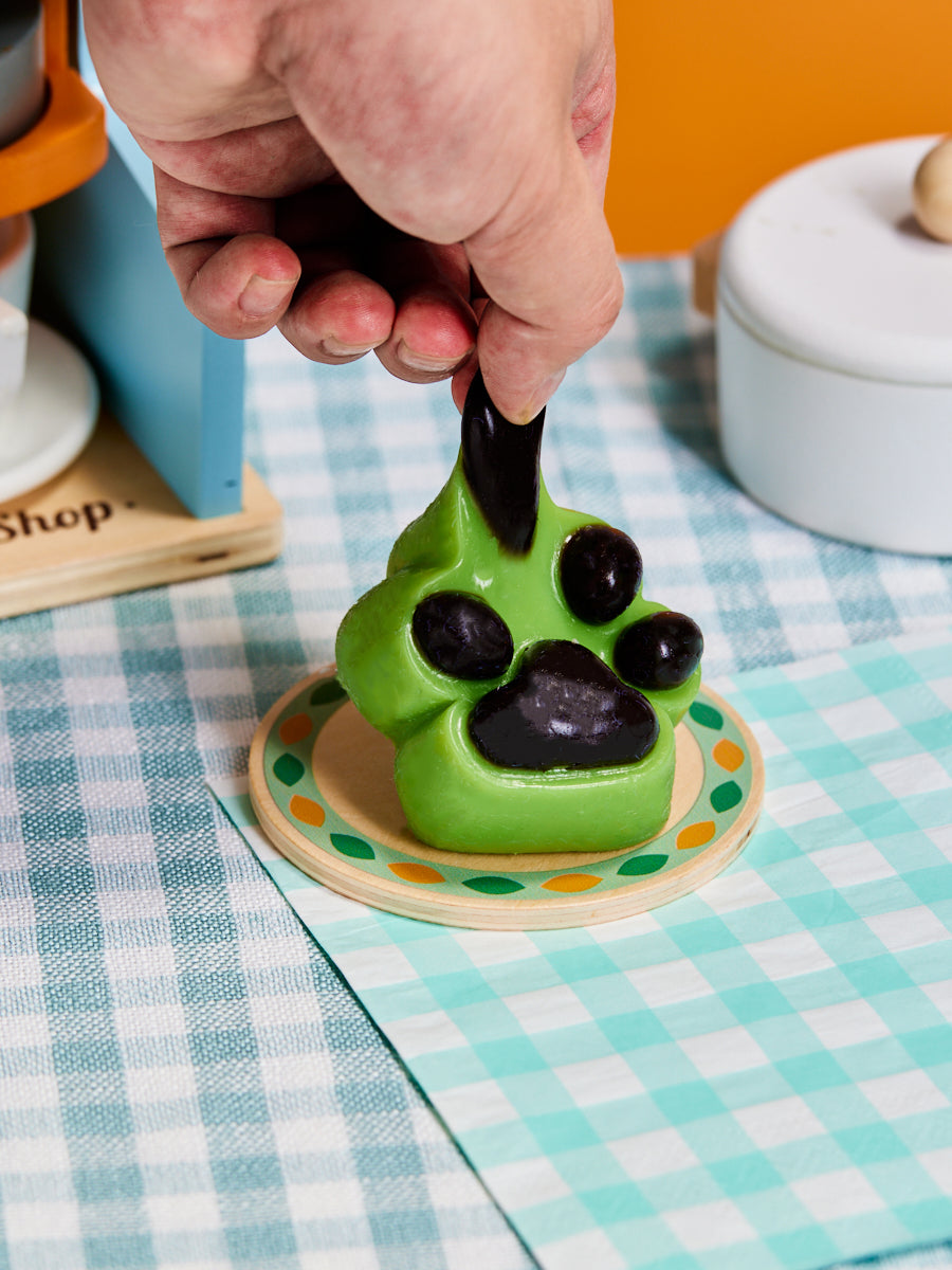 Green-black Cat Paw Squishy Toy