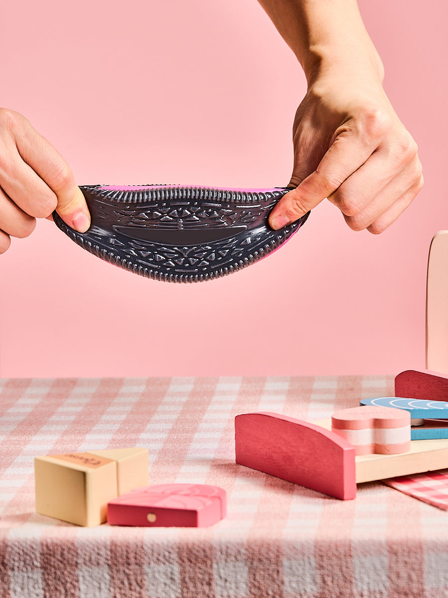 Black-fuchsia Cookie Sandwich Squishy Toy