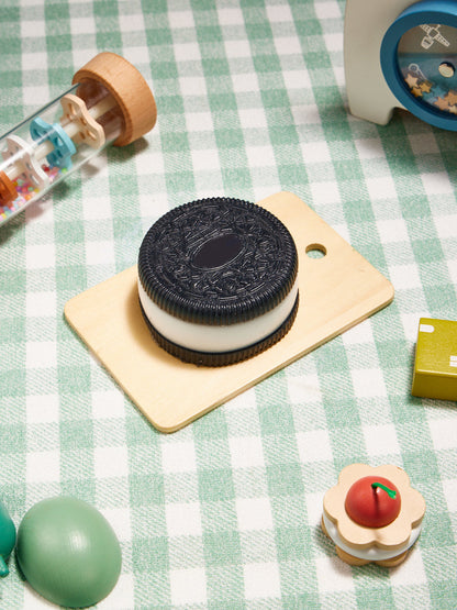 Medium Black-white Cookie Sandwich Squishy Toy