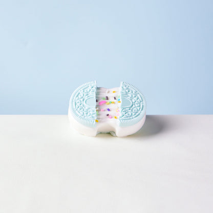 White-blue Stretchy Cookie Sandwich Squishy Toy